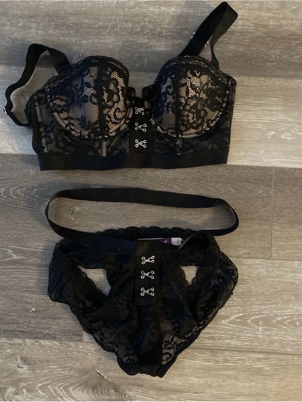 Adore me 24D Black Lace Bustier Bra & Panty medium Set - Women's Intimates